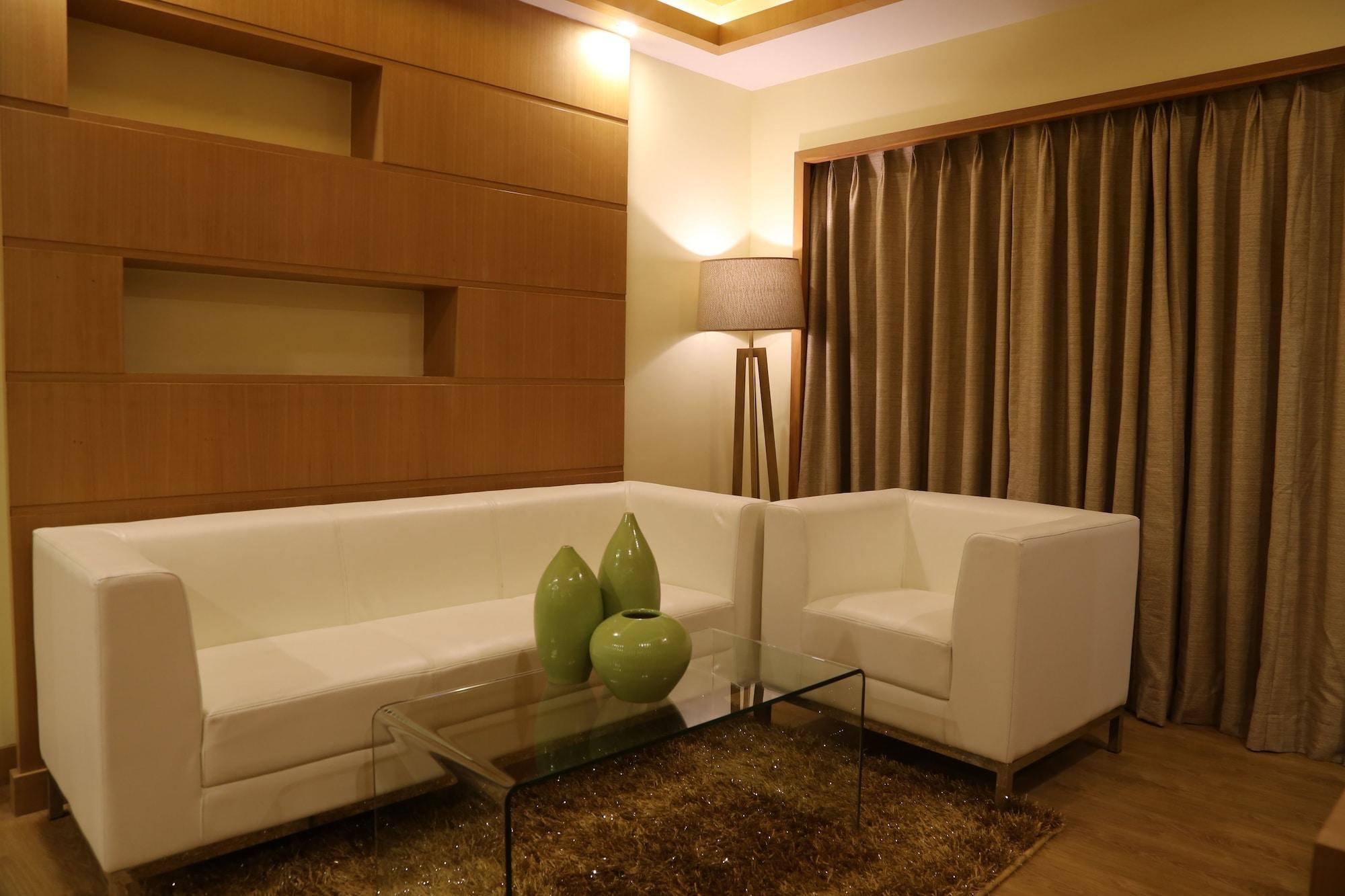 เดอะ เฟิร์น เรสซิเดนซี กาแล็กซี มอลล์ Hotel Mundra ภายนอก รูปภาพ