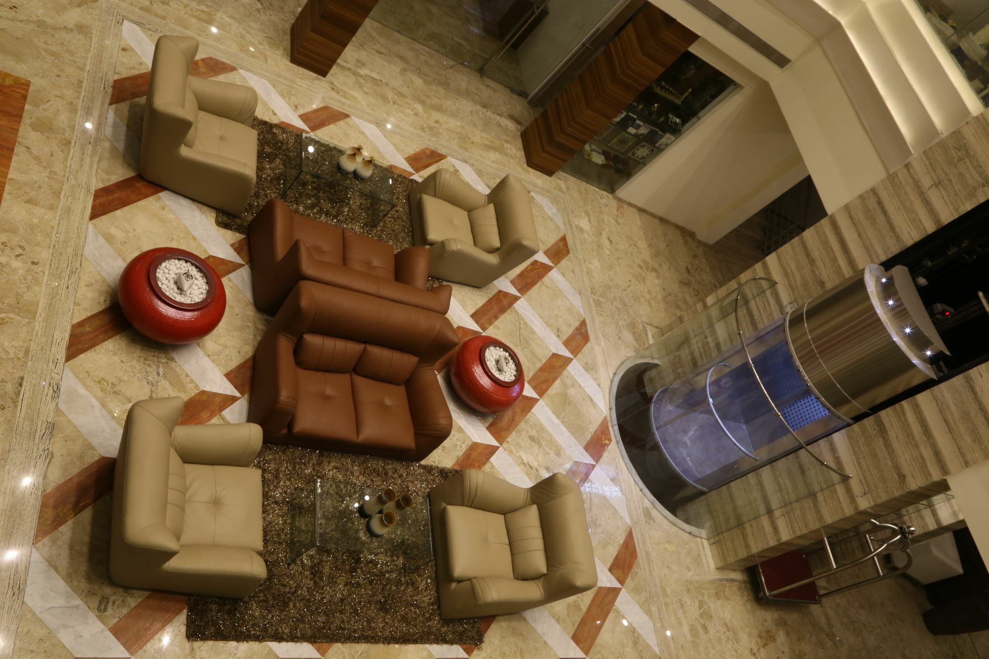 เดอะ เฟิร์น เรสซิเดนซี กาแล็กซี มอลล์ Hotel Mundra ภายนอก รูปภาพ